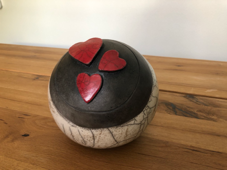 individuelle hergestellte Urne